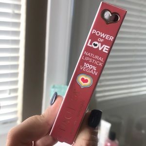 Pacifica Natural Minerals Lipstick